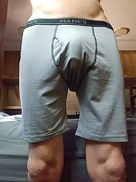 mike42088 online show from April 2026 03:17:01 PM