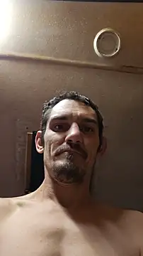 mike42088 online show from November 2025 07:58:01 PM