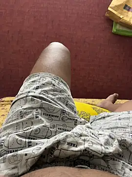 Harish0897 online show from April 2026 09:44:02 AM