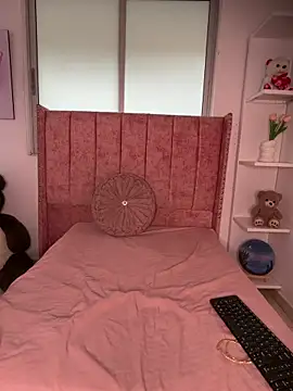salomecute21 online show from May 2026 11:13:01 AM