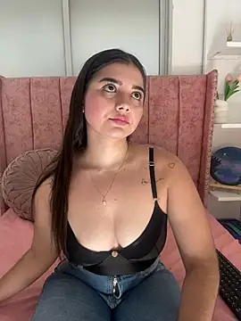 salomecute21 online show from April 2026 11:33:01 AM