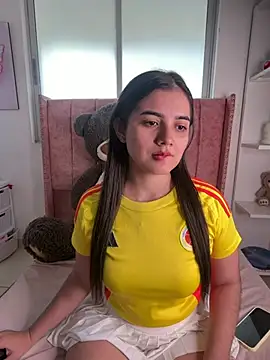 Snapshot of salomecute21 chatting on June 2026 12:00:02 PM salomecute21 online show from June 2026 12:00:02 PM