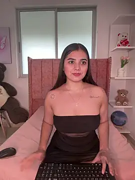 salomecute21 online show from May 2026 11:44:01 AM