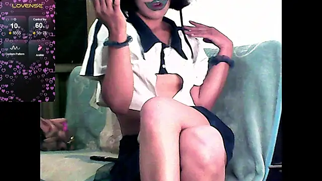 Natzu Choi online show from October 2025 08:44:01 AM