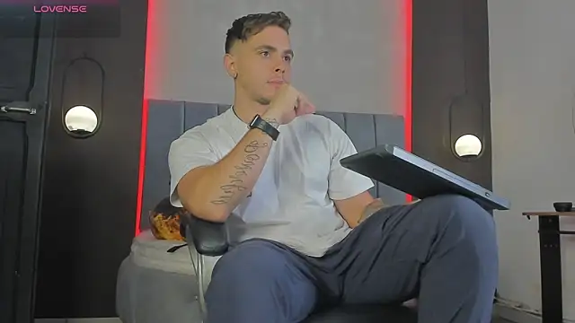 Liam walk  online show from March 2026 12:36:01 PM