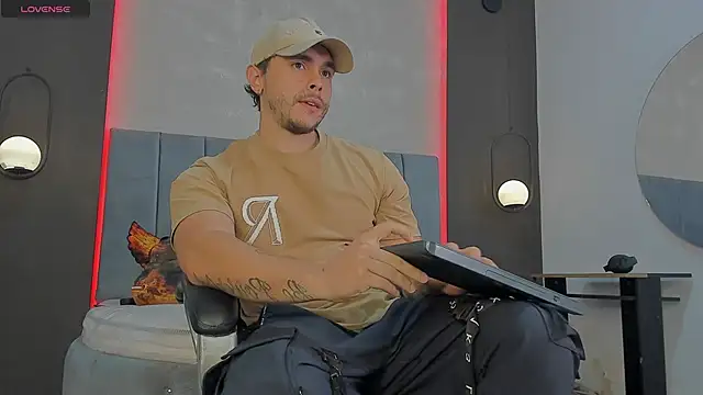 Liam walk  online show from March 2026 11:20:02 PM