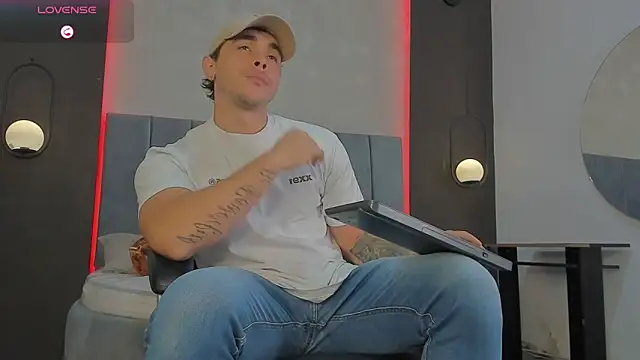 Liam walk  online show from March 2026 08:13:01 PM