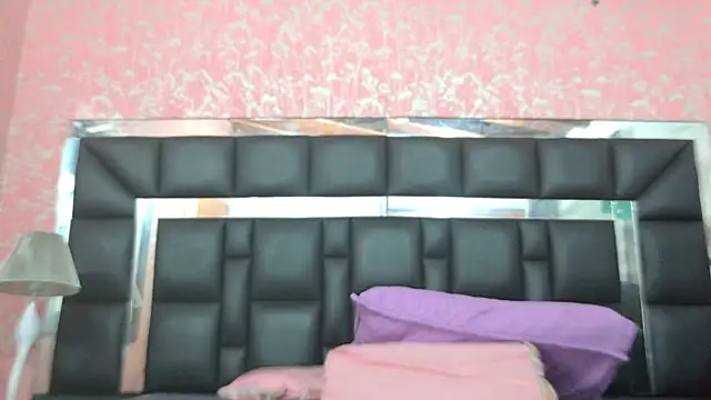 Snapshot of anzhel_novick chatting on October 2025 12:07:01 PM anzhel novick online show from October 2025 12:07:01 PM