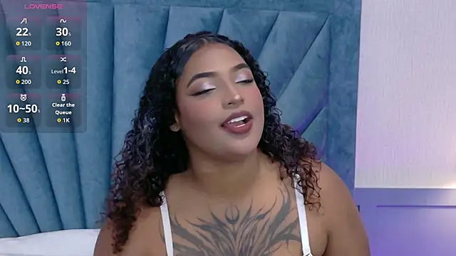 Cristal-Jonnes online show from November 2025 03:05:02 AM