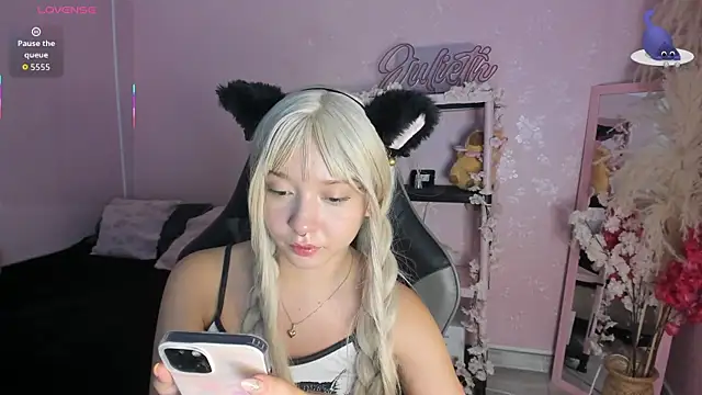 JuliethMoss online show from March 2026 09:05:01 PM