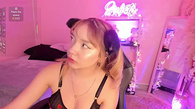 JuliethMoss online show from February 2026 08:30:01 PM