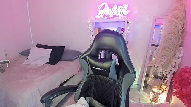 JuliethMoss online show from April 2026 09:06:01 PM