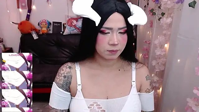 jadedelux  online show from April 2026 07:07:02 PM