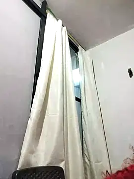 Pamelamiler   online show from April 2026 11:03:01 AM