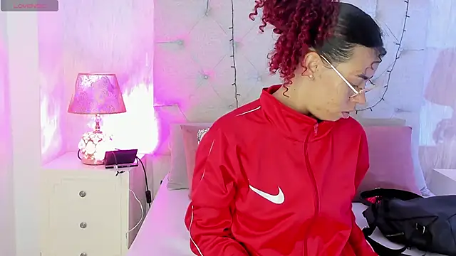 Pamelamiler   online show from December 2025 12:07:01 PM