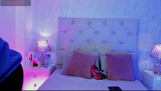 Pamelamiler   online show from March 2026 11:58:02 AM