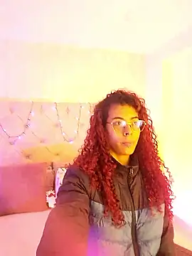 Pamelamiler   online show from January 2026 12:00:01 PM