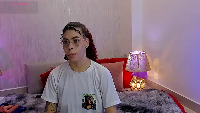 Pamelamiler   online show from February 2026 12:59:01 PM