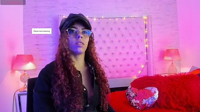 Pamelamiler   online show from May 2026 12:49:01 PM