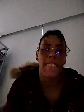 Pamelamiler   online show from December 2025 11:31:01 AM