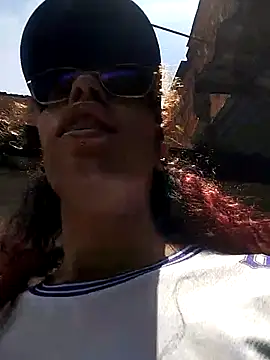 Pamelamiler   online show from April 2026 04:52:01 PM