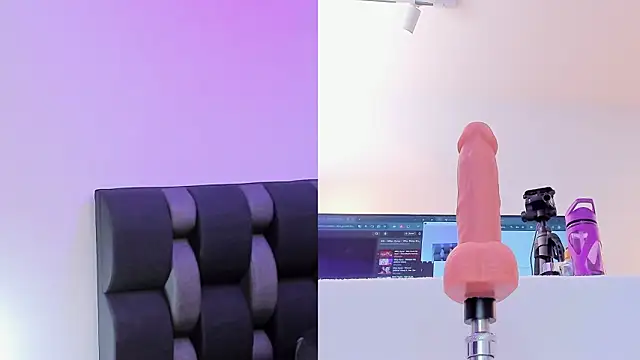 maily zanss online show from March 2026 07:52:02 PM