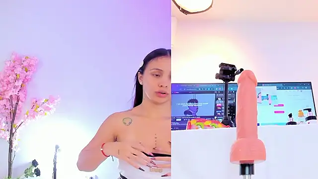 maily zanss online show from January 2026 07:50:01 PM