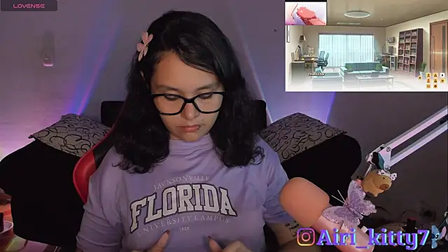 lila kitty81 online show from March 2026 06:24:01 PM