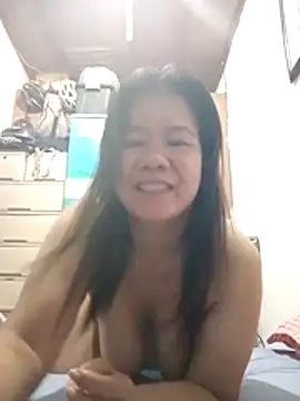 Snapshot of AsianbouncieGIRL chatting on June 2026 05:29:02 AM AsianbouncieGIRL online show from June 2026 05:29:02 AM
