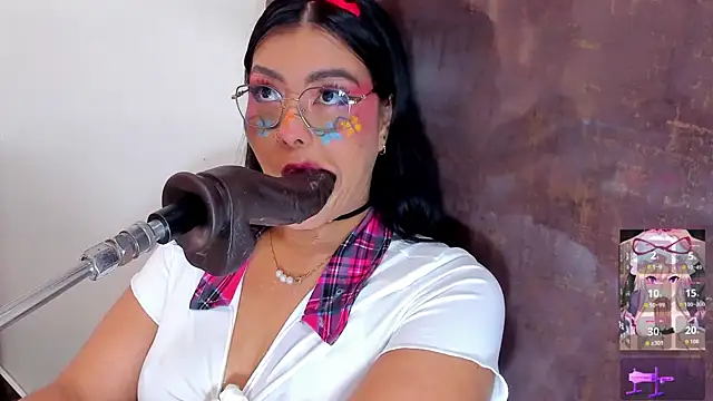 pocahontas lantina online show from March 2026 03:51:01 AM