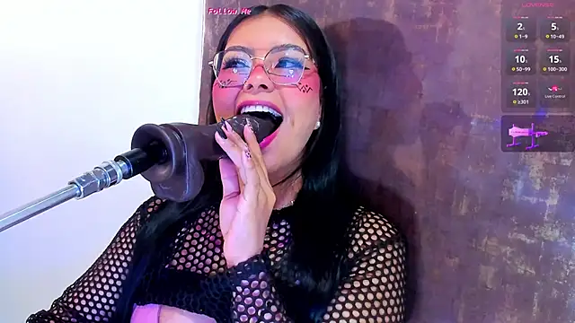 pocahontas lantina online show from March 2026 04:08:02 AM