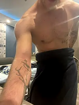 Sexaddict05 online show from November 2025 06:25:01 AM