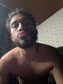 Snapshot of TU-MORENOO chatting on September 2025 03:44:01 AM TU-MORENOO online show from September 2025 03:44:01 AM