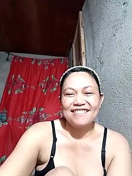 Everleigh mom online show from September 2025 07:59:01 AM