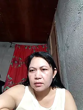 Everleigh mom online show from October 2025 02:37:02 AM