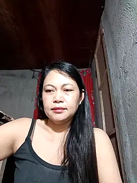 Everleigh mom online show from December 2025 08:08:02 PM