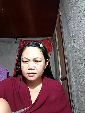 Everleigh mom online show from October 2025 08:32:02 PM