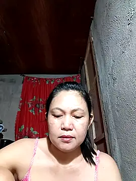 Everleigh mom online show from November 2025 10:41:01 AM