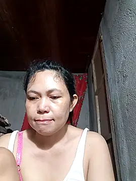 Everleigh mom online show from November 2025 10:54:02 PM