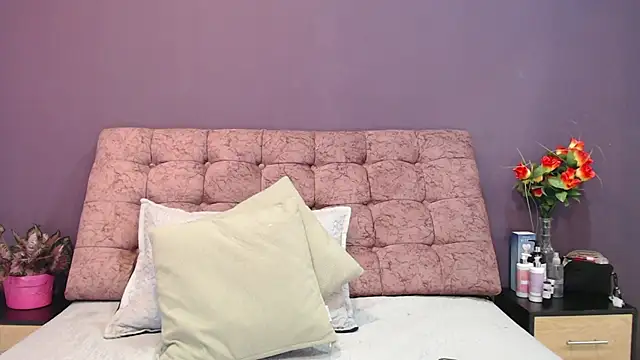 KateWelsin online show from November 2025 08:45:02 PM