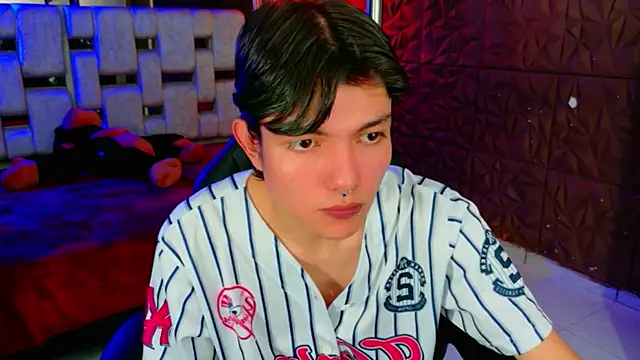 alandelrey57 online show from February 2026 02:52:01 AM