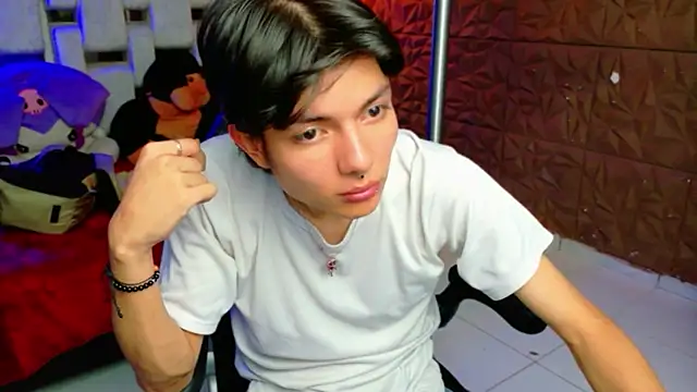 alandelrey57 online show from February 2026 02:57:01 AM