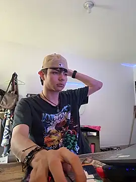 alandelrey57 online show from December 2025 09:04:02 PM