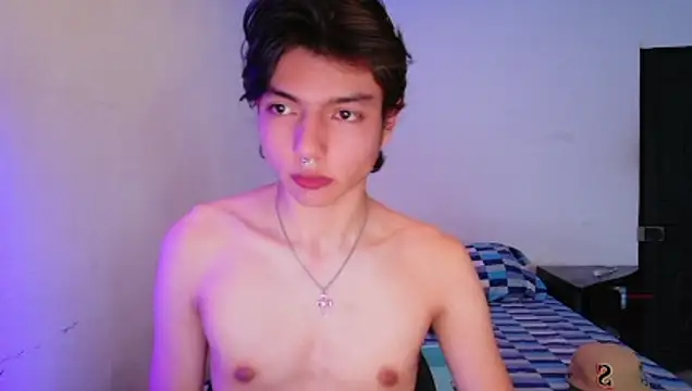 alandelrey57 online show from April 2026 11:17:01 AM