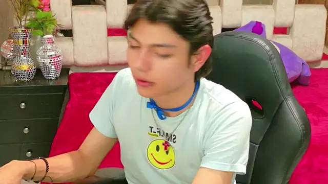 alandelrey57 online show from February 2026 08:09:01 PM