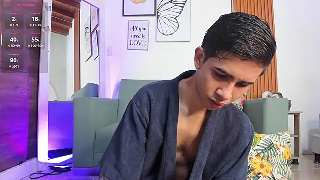 Snapshot of JoshuaSanzz chatting on November 2025 03:32:01 AM JoshuaSanzz online show from November 2025 03:32:01 AM