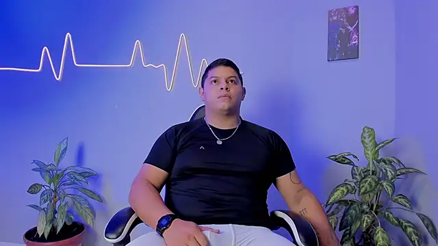 Maximus Steel online show from November 2025 02:49:01 PM