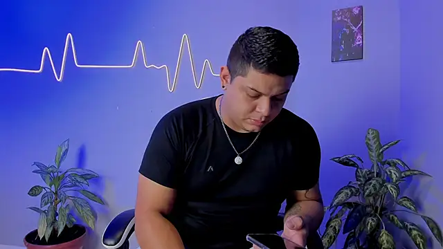 Maximus Steel online show from November 2025 11:47:01 AM