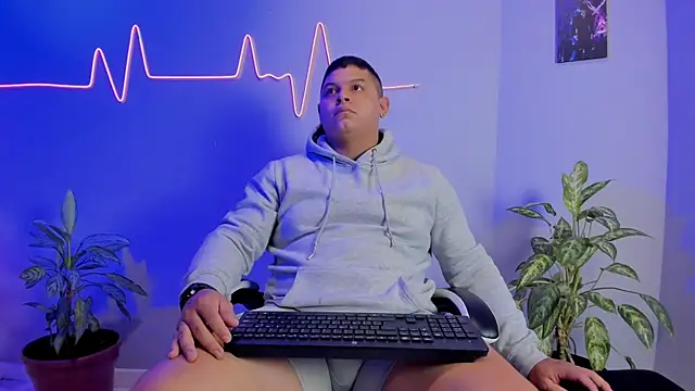 Maximus Steel online show from November 2025 12:17:02 PM