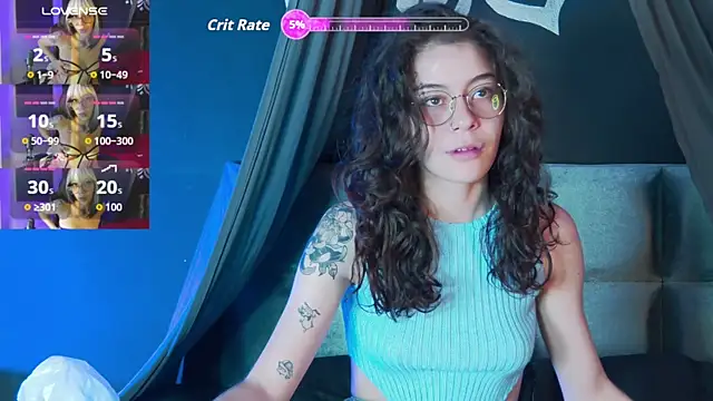 RavennMoonn online show from September 2025 07:53:01 PM